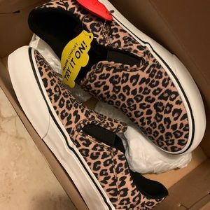 NWB- Leopard Vans - size 6